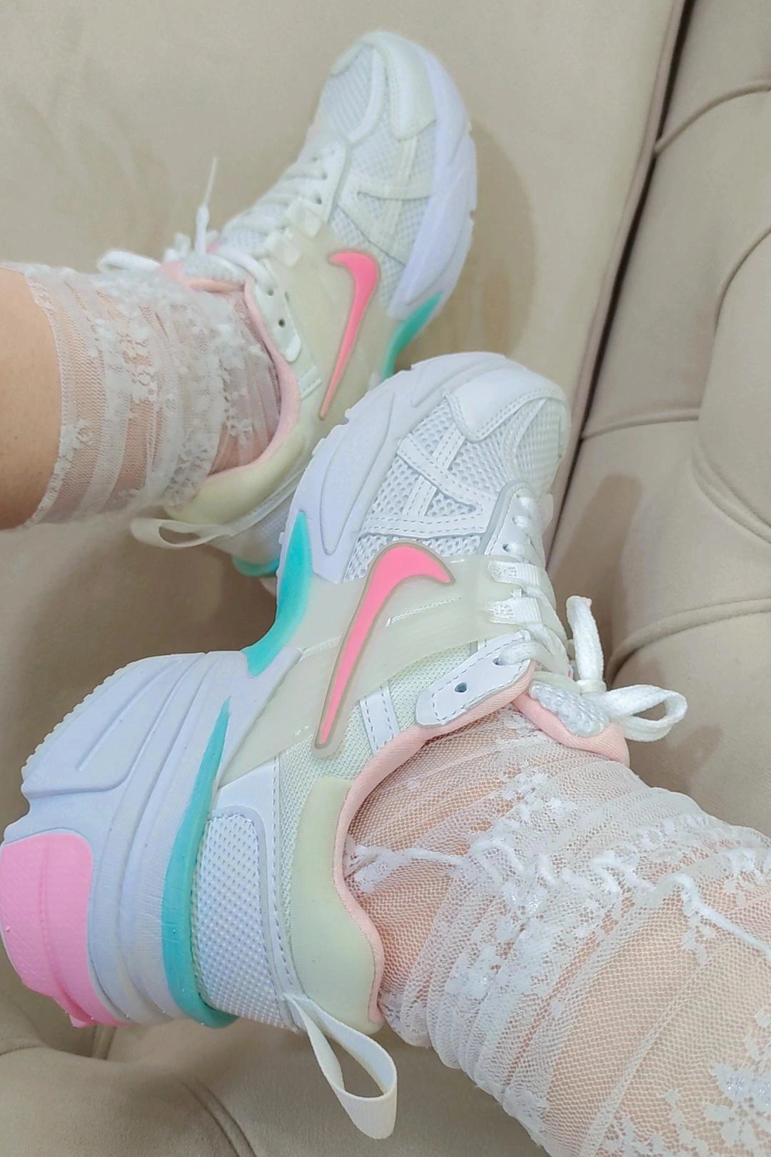 جوراب زنانه مدل لش توری مجلسی